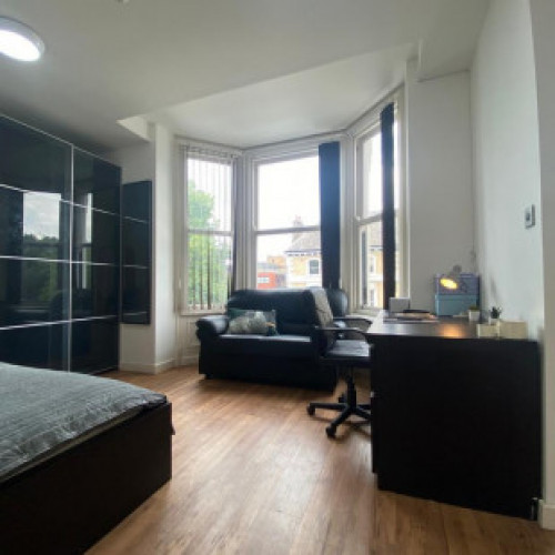 28 De Montfort Street