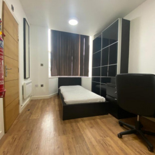 28 De Montfort Street - Gallery - 11
