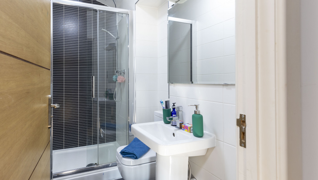  Single Bed Studio  -  28 De Montfort Street  - Gallery -  2