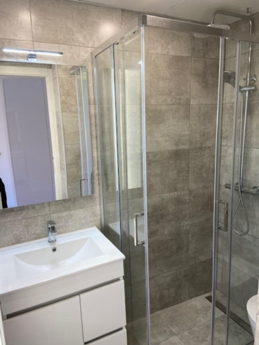 Nice studio next to Praça de Espanha metro station