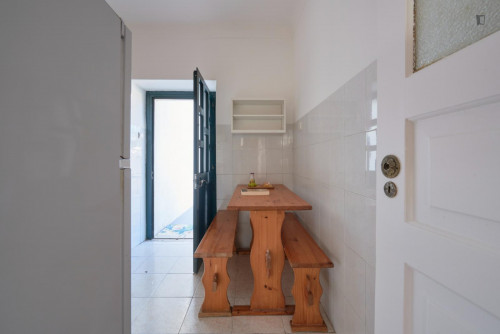 Inviting double bedroom close to Faculdade de Arquitetura - Gallery - 7
