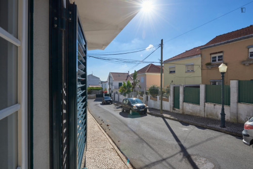 Welcoming single bedroom near Faculdade de Medicina Veterinária - Gallery - 7