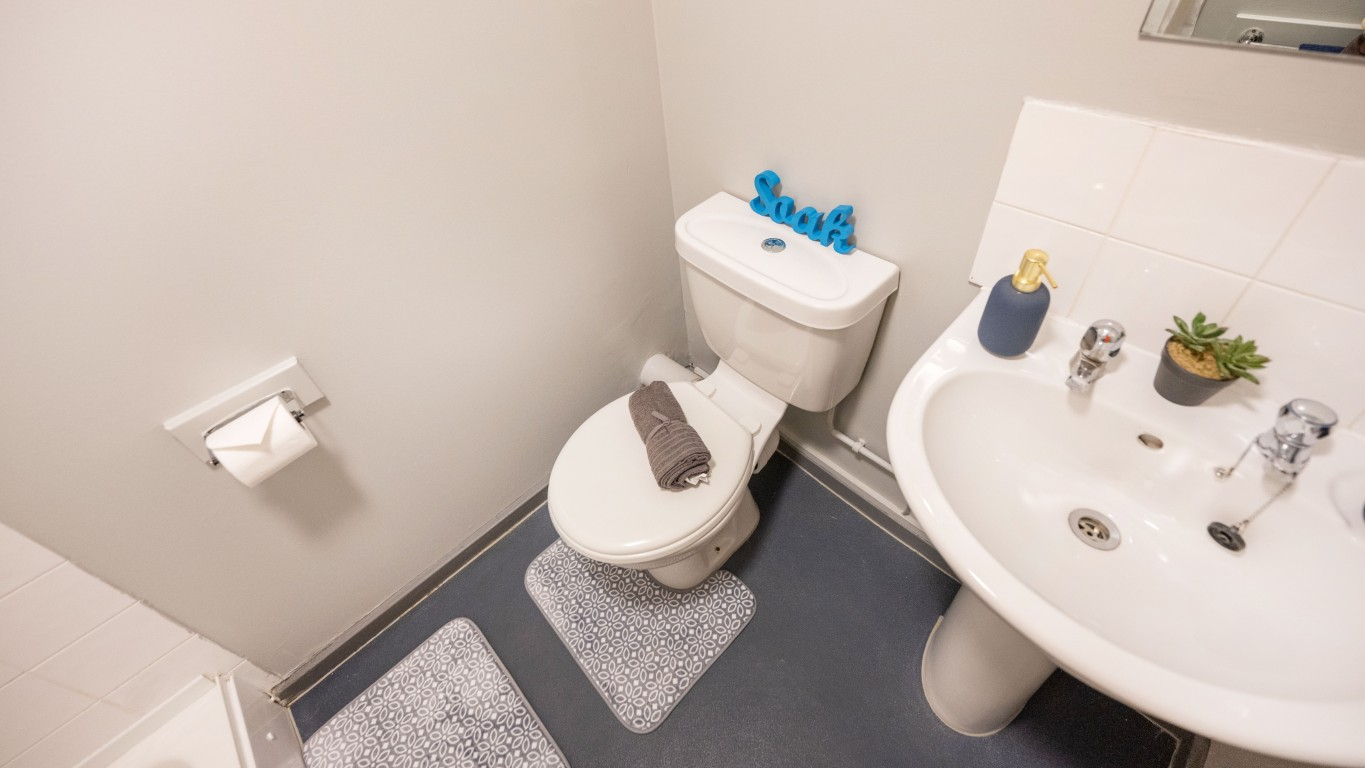  Premium En-Suite  -  Filbert Village  - Gallery -  8