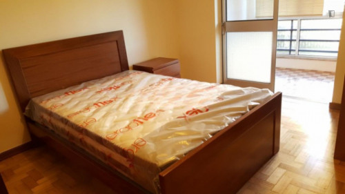Comfortable double bedroom in a 4-bedroom apartment near Universidade do Minho