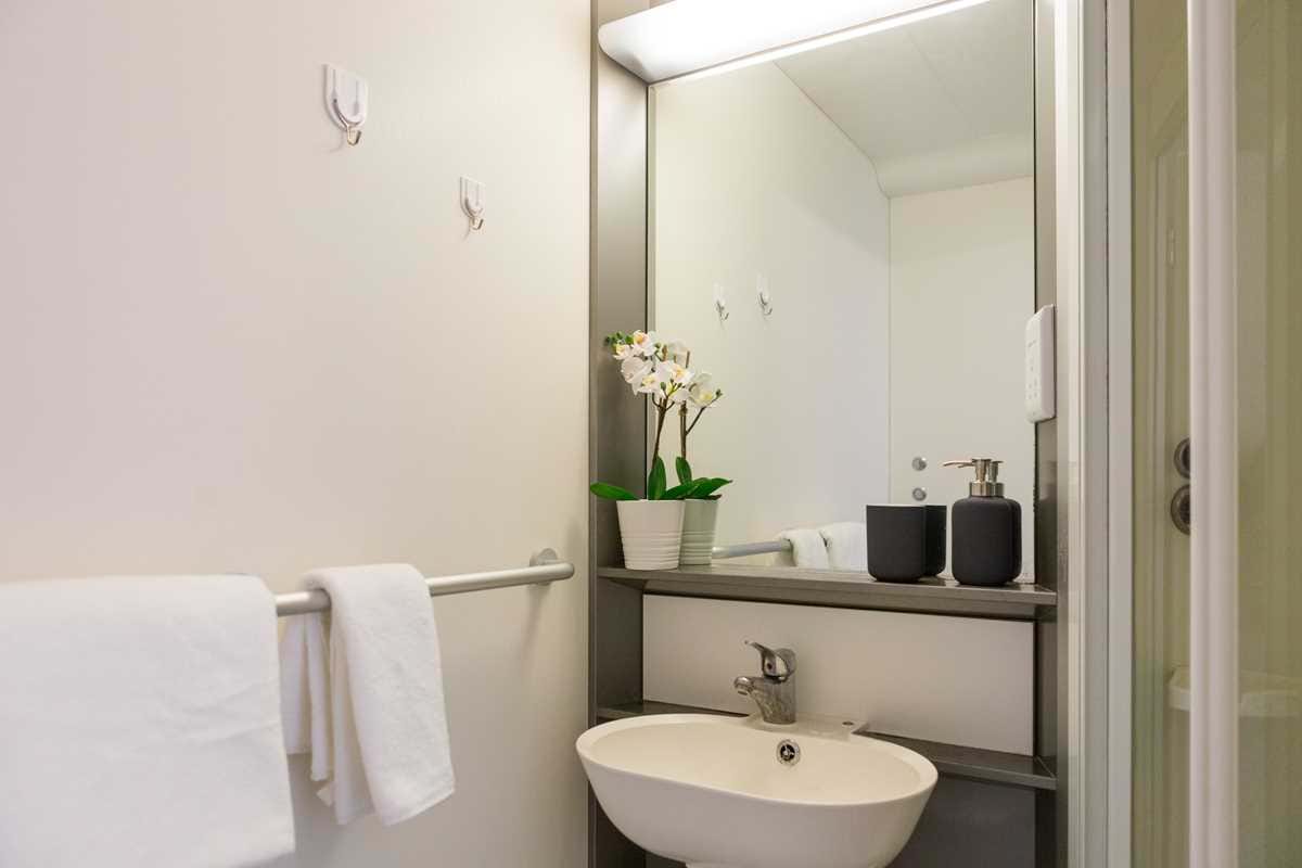  Silver Studio Mid Level  -  Londonist Chapter Islington - Flexible Tenancies  - Gallery -  3