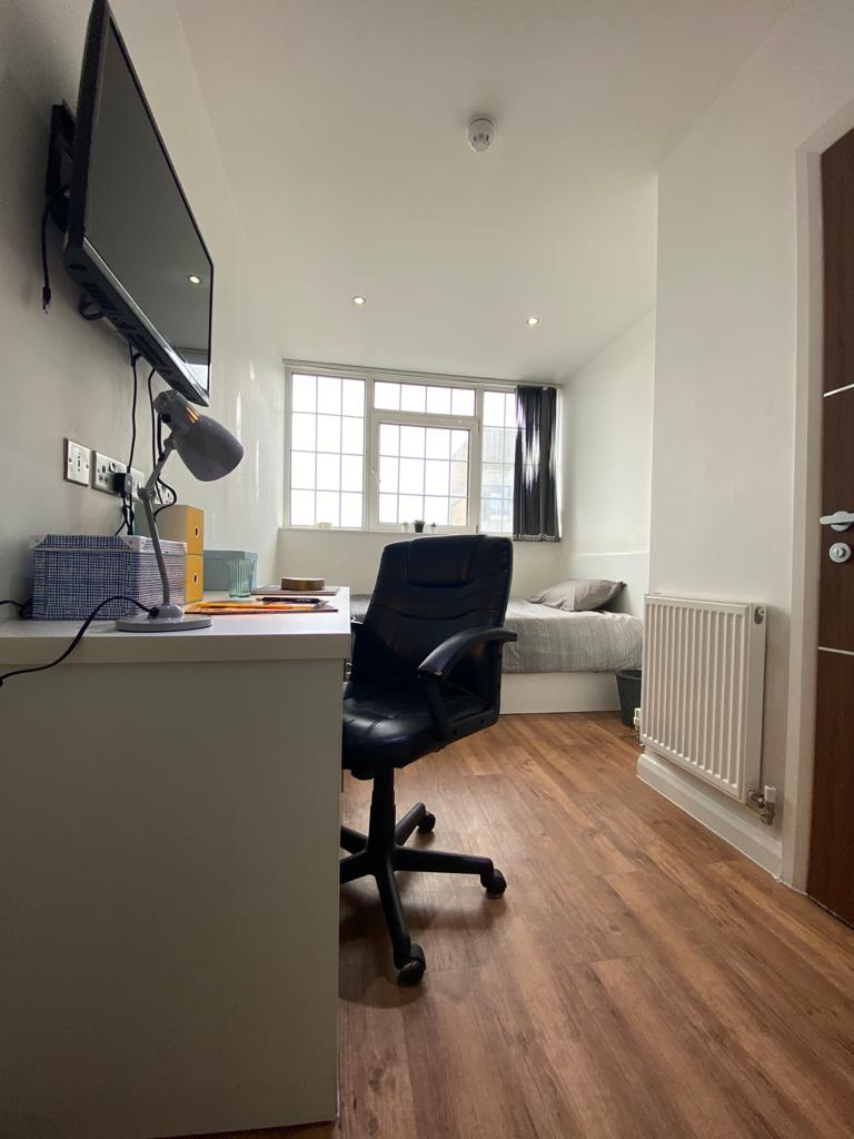  En-Suite  -  142 Charles Street  - Gallery -  4