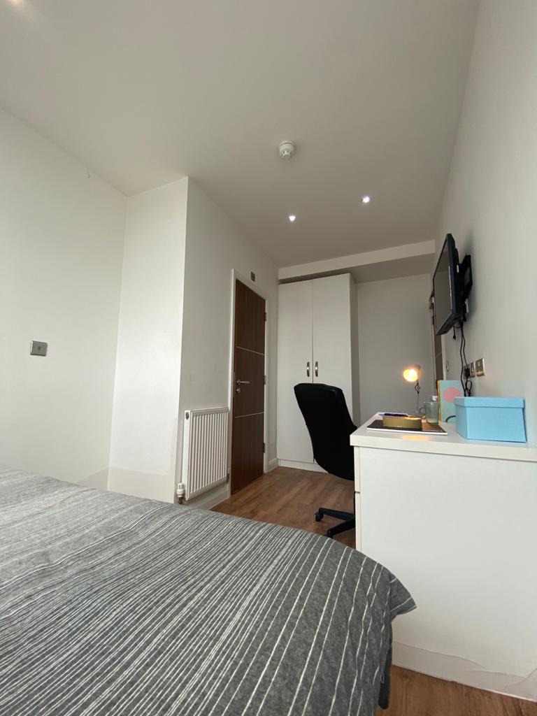  En-Suite  -  142 Charles Street  - Gallery -  5