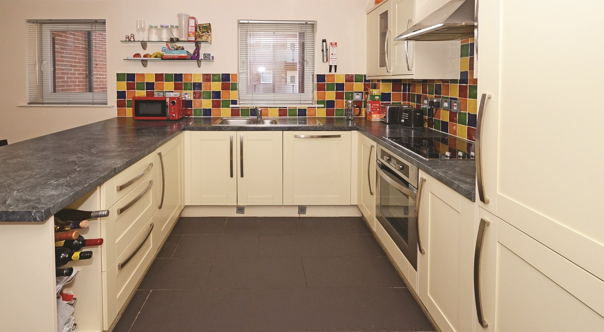  4 Bed Flat En-Suite Room  -  هاسلس بريدج ابارتمنتس  - Gallery -  5
