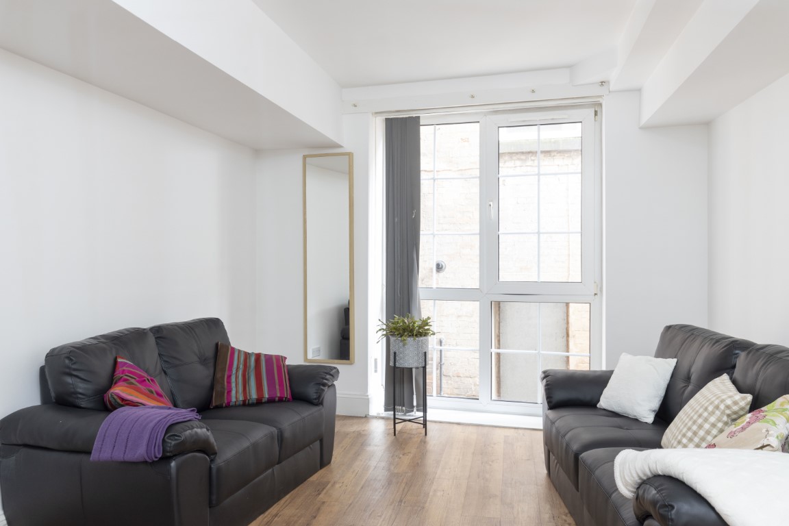  Standard  -  10 Albion Street  - Gallery -  6