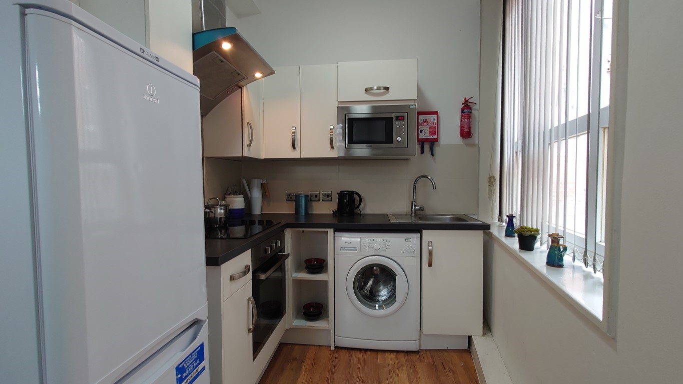  En-Suite  -  18 - 20 Albion Street  - Gallery -  6