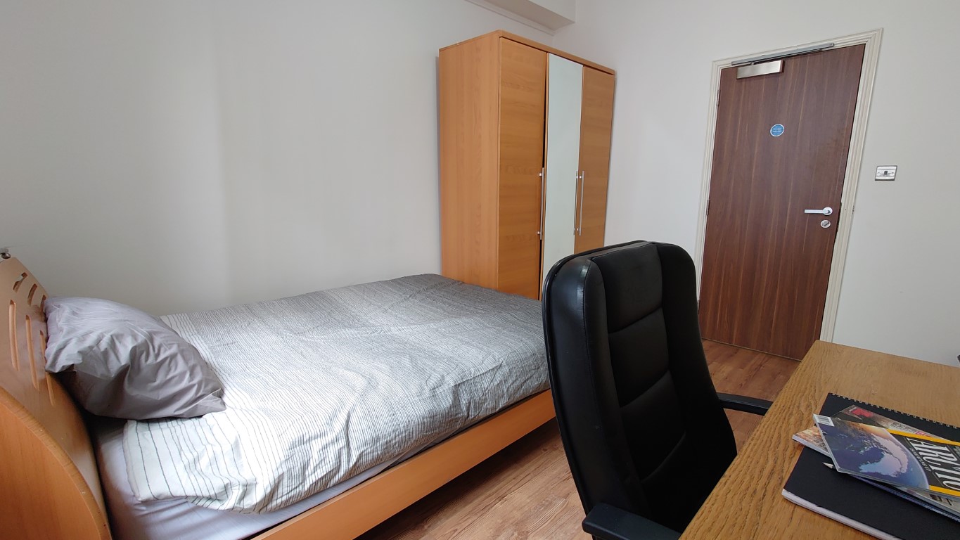  Standard Plus 3 And 4 Bedroom Apartment  -  18 - 20 Albion Street  - Gallery -  6