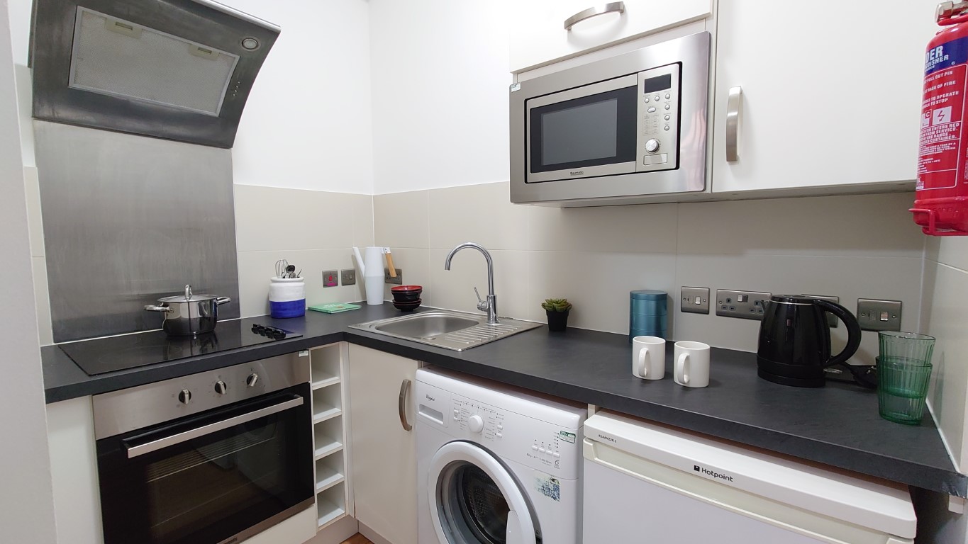  Studio  -  18 - 20 Albion Street  - Gallery -  3