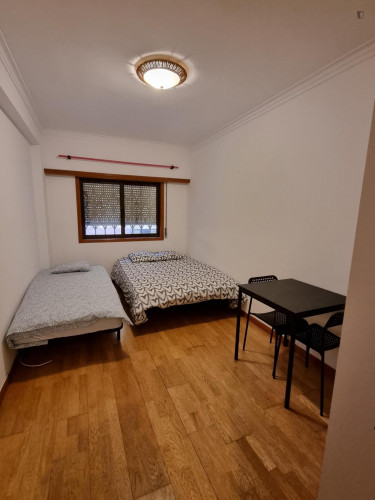 Pleasant twin bedroom in Casal de São Brás