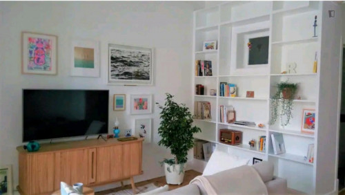 Marvellous 2-bedroom apartment in Alcântara