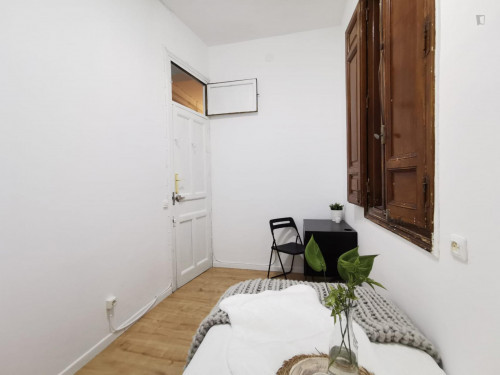 Single bedroom in cool apartment in Opera - Gallery - 5