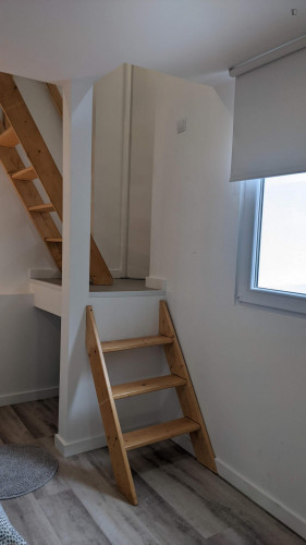 Homely 1-bedroom little house in Amadora