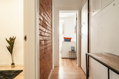 Amazing 2-bedroom flat with a back patio, in Xabregas - Gallery - 5