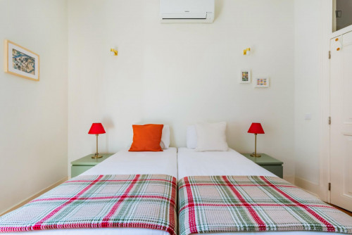 Stunning 3-bedroom flat in Picoas