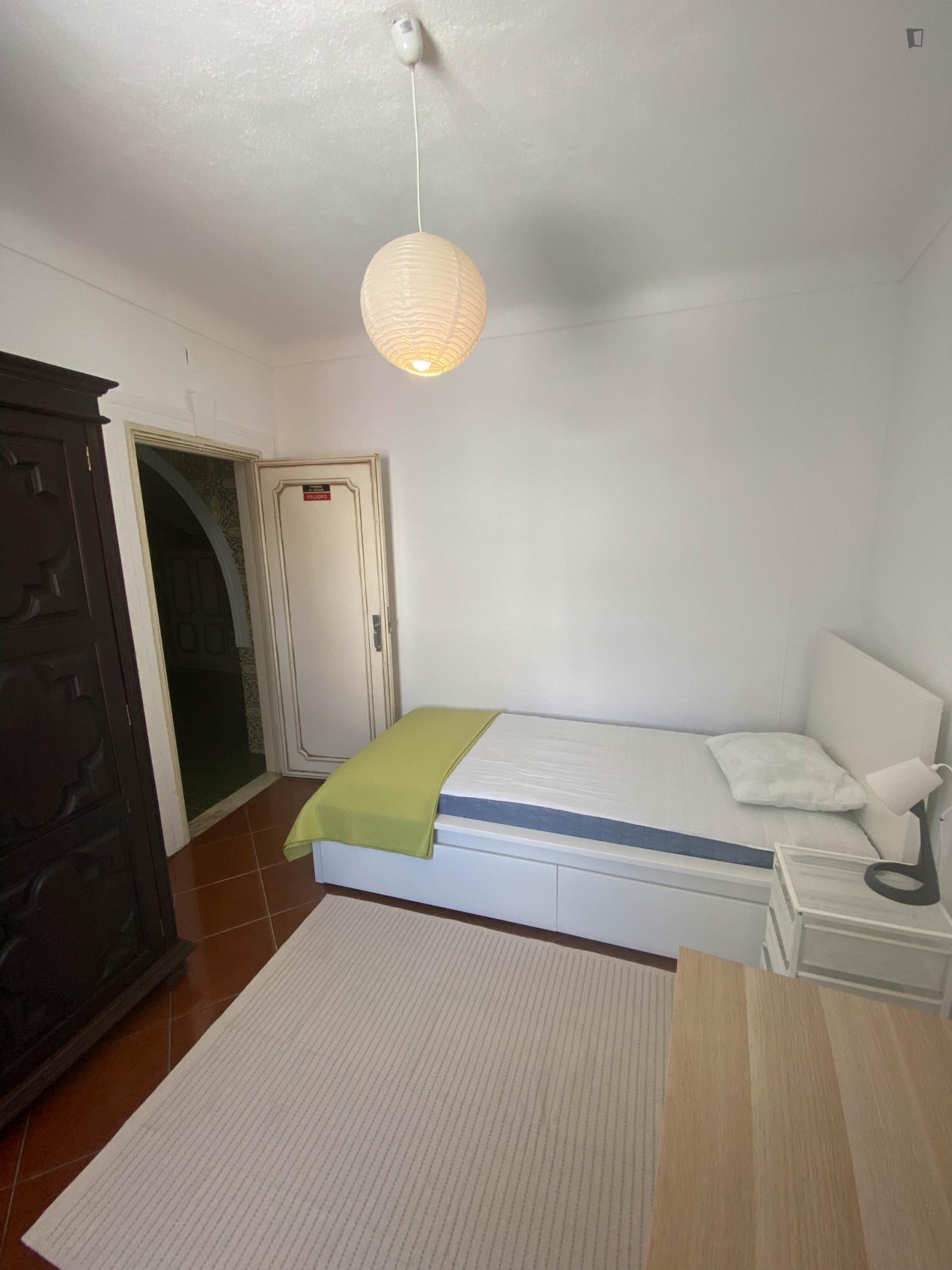 Neat Single Bedroom Close To Universidade De Évora - 50m Near Praça Do Giraldo - Neat single bedroom close to Universidade de Évora - 50m near Praça do Giraldo - Gallery - 1