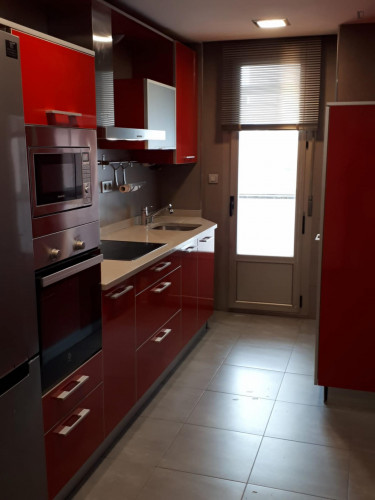 Excellent 2-bedroom apartment in San Francisco for students or professors