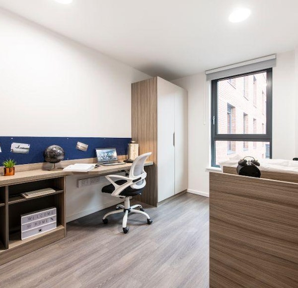  One Bed Apartment  -  Hollis Croft Roost  - Gallery -  4
