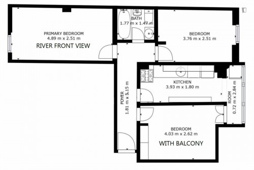 Room with a double bed in a 3-bedroom apartment in Santa Apolónia - Gallery - 9