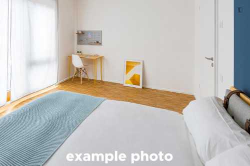 Bright double bedroom in Frankfurt  - Gallery - 2