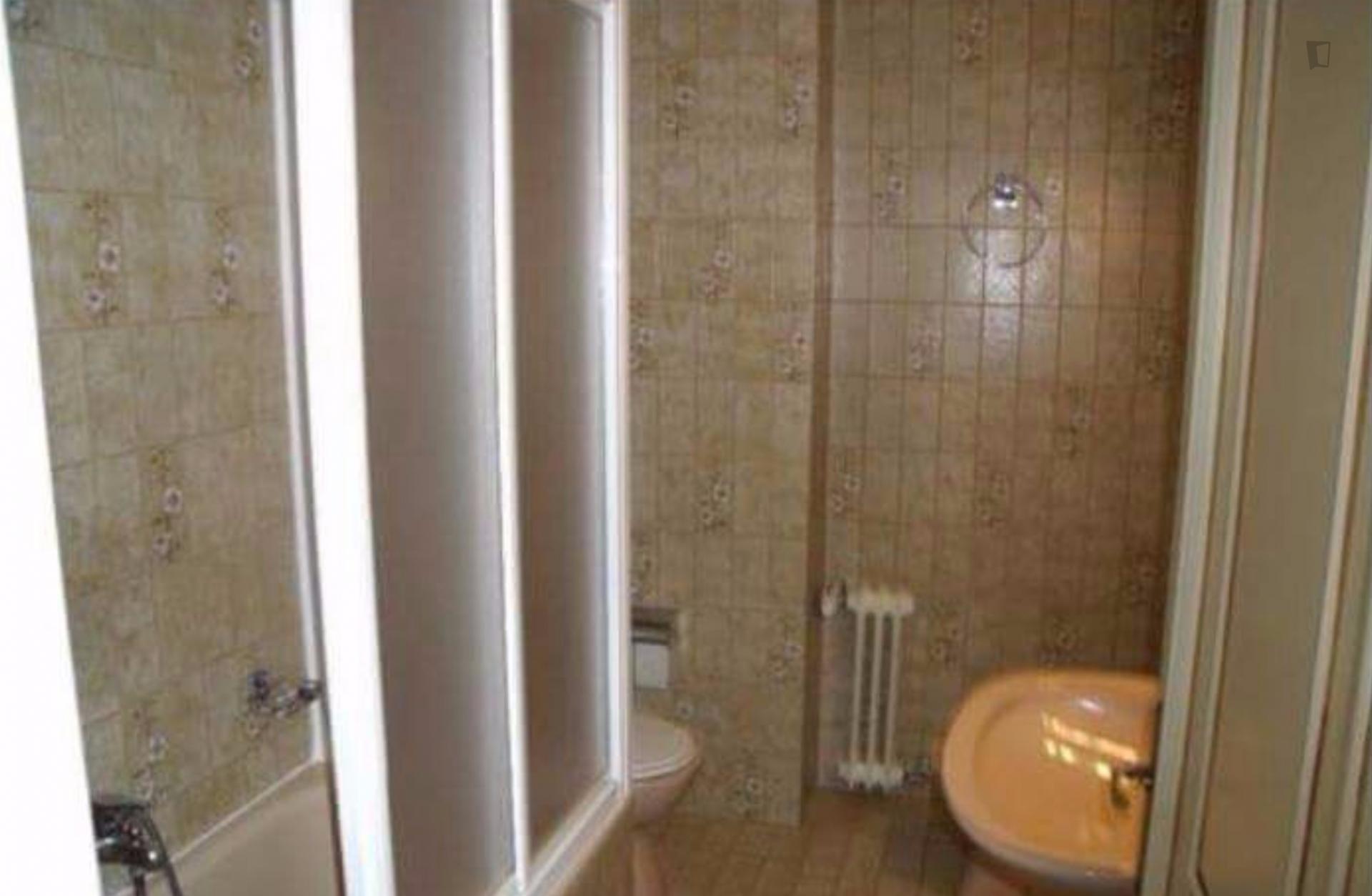 Cosy single bedroom in Peñagrande neighborhood