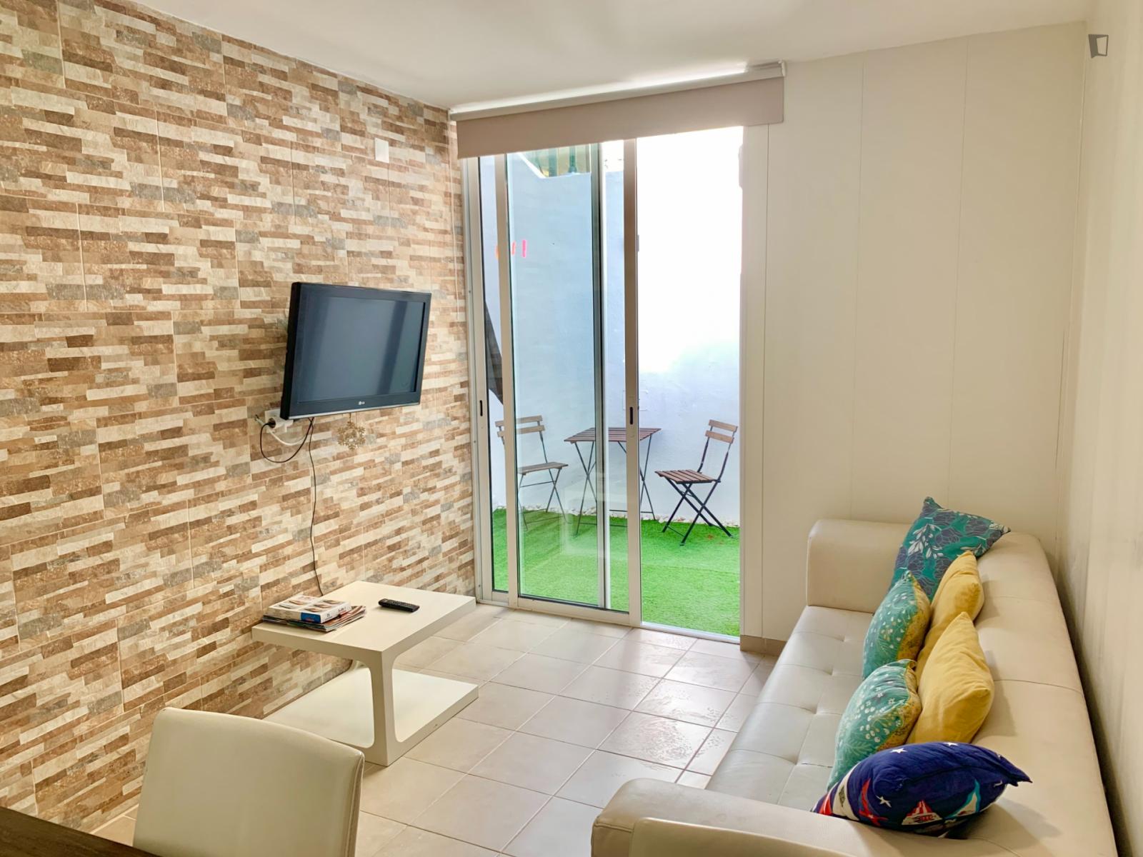 Pleasant 3-Bedroom Apartment In Penha De França - 1