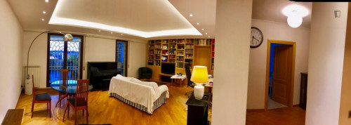 Pleasant single bedroom near Università Roma Tre