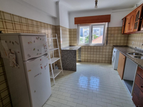 Spacious twin bedroom near the Algueirao-Mem Martins train station - Gallery - 6