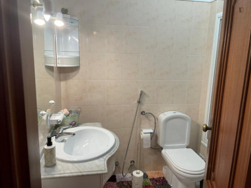 Cosy 2-bedroom apartment with a balcony, near Fonte das Pombas beach - Gallery - 6