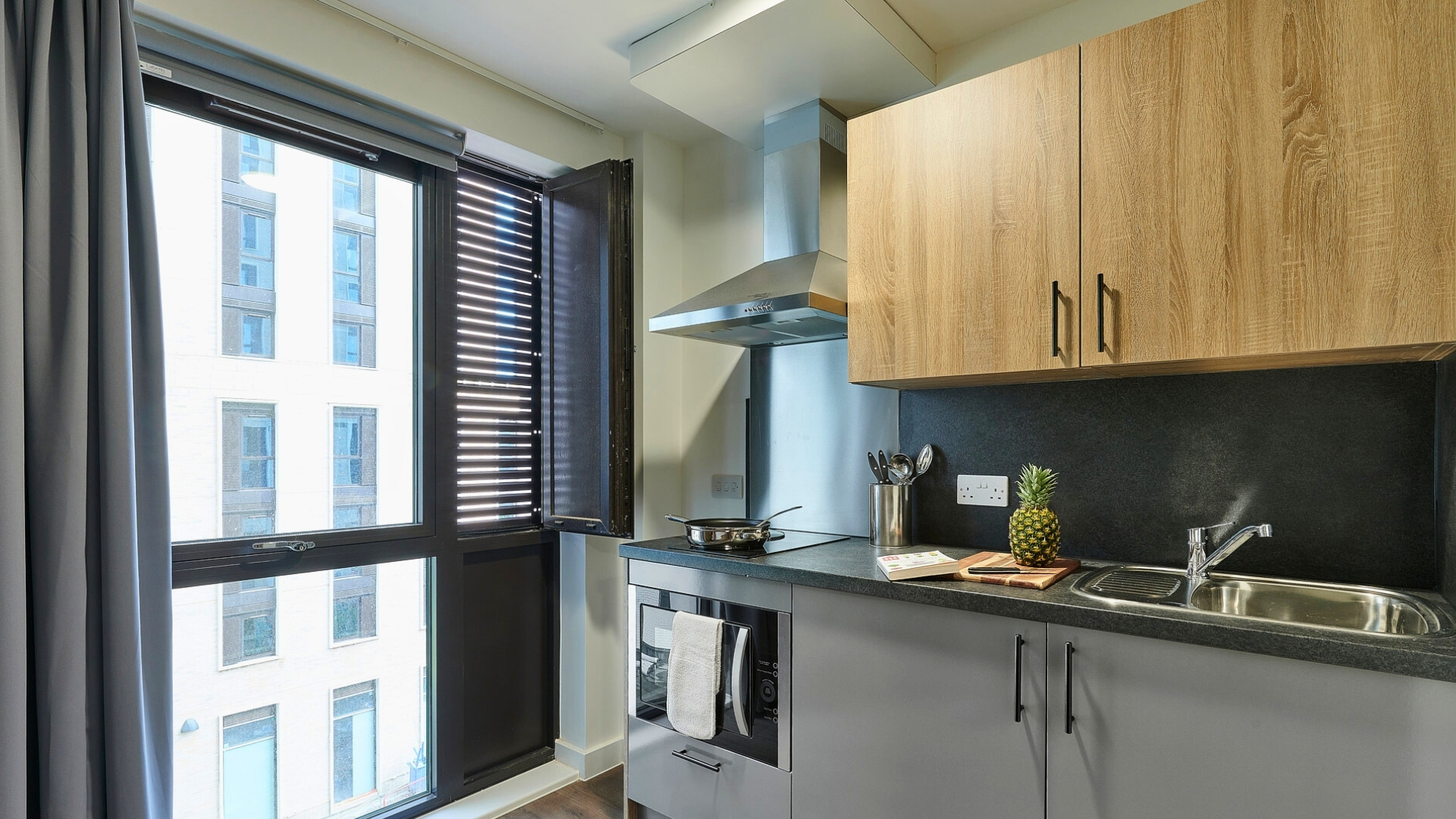 Classic Studio - Southampton Crossings - Gallery - 9