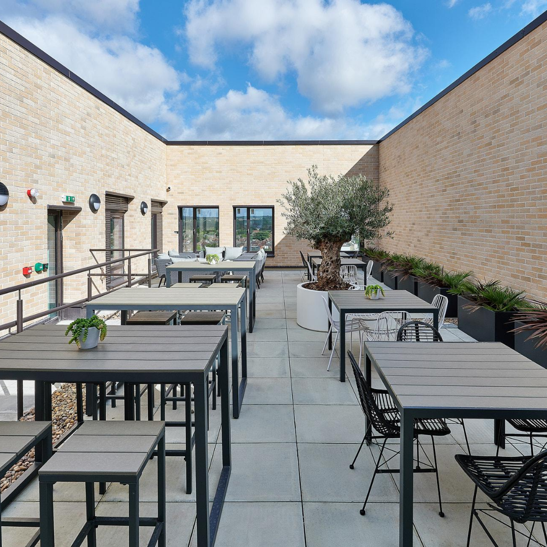 Deluxe Studio - Southampton Crossings - Gallery - 3