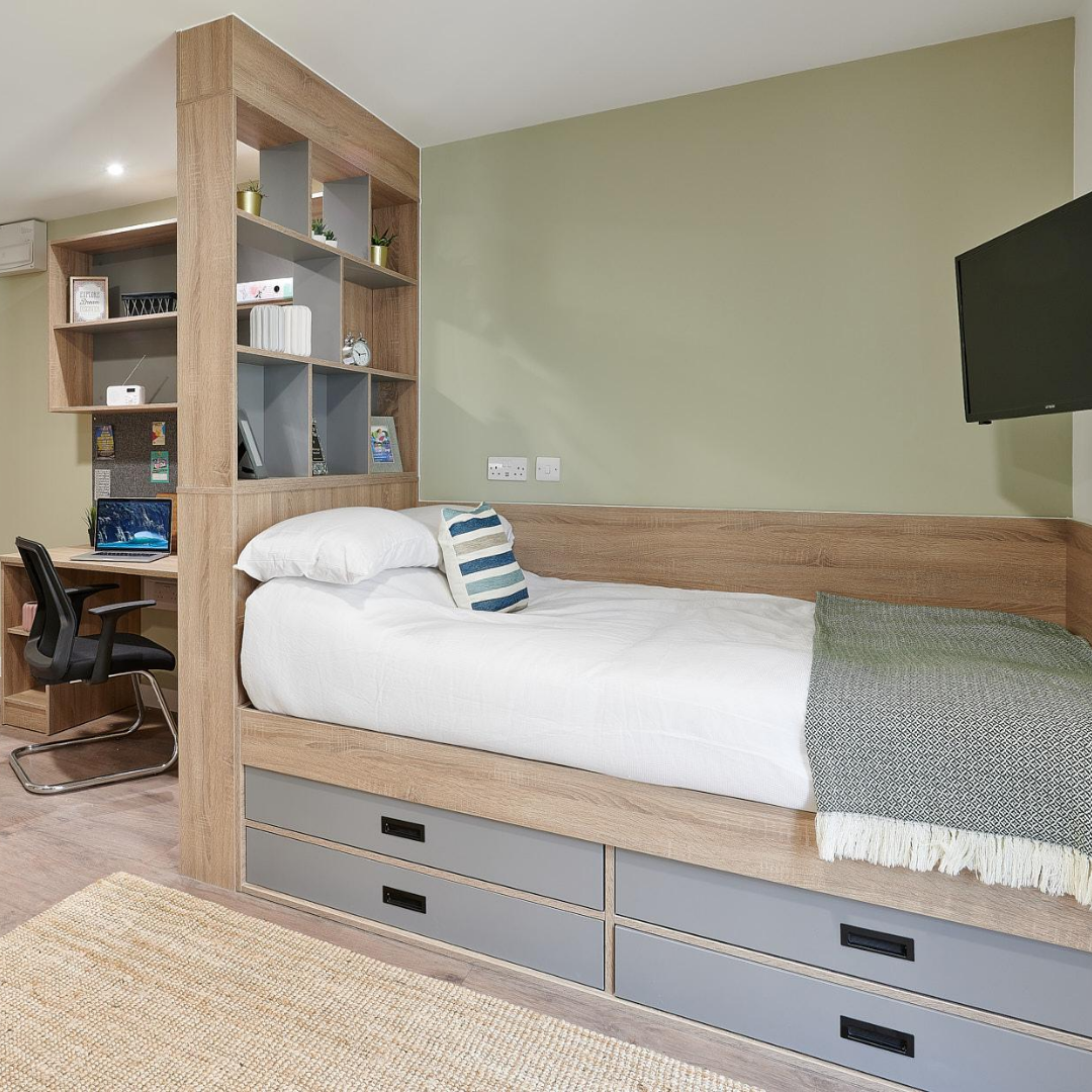 Deluxe Studio - Southampton Crossings - Gallery - 11