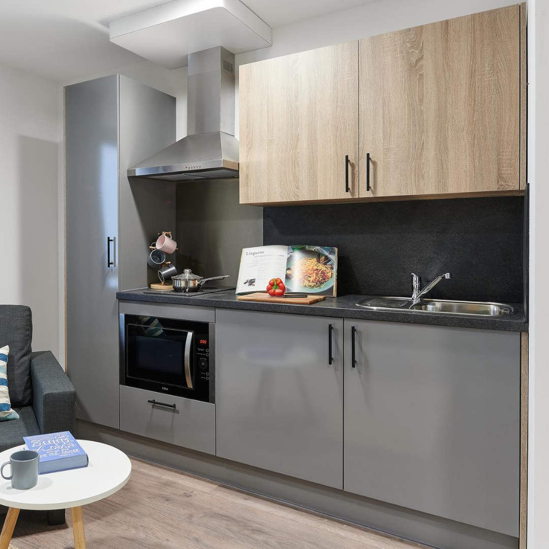 Deluxe Studio - Southampton Crossings - Gallery - 2