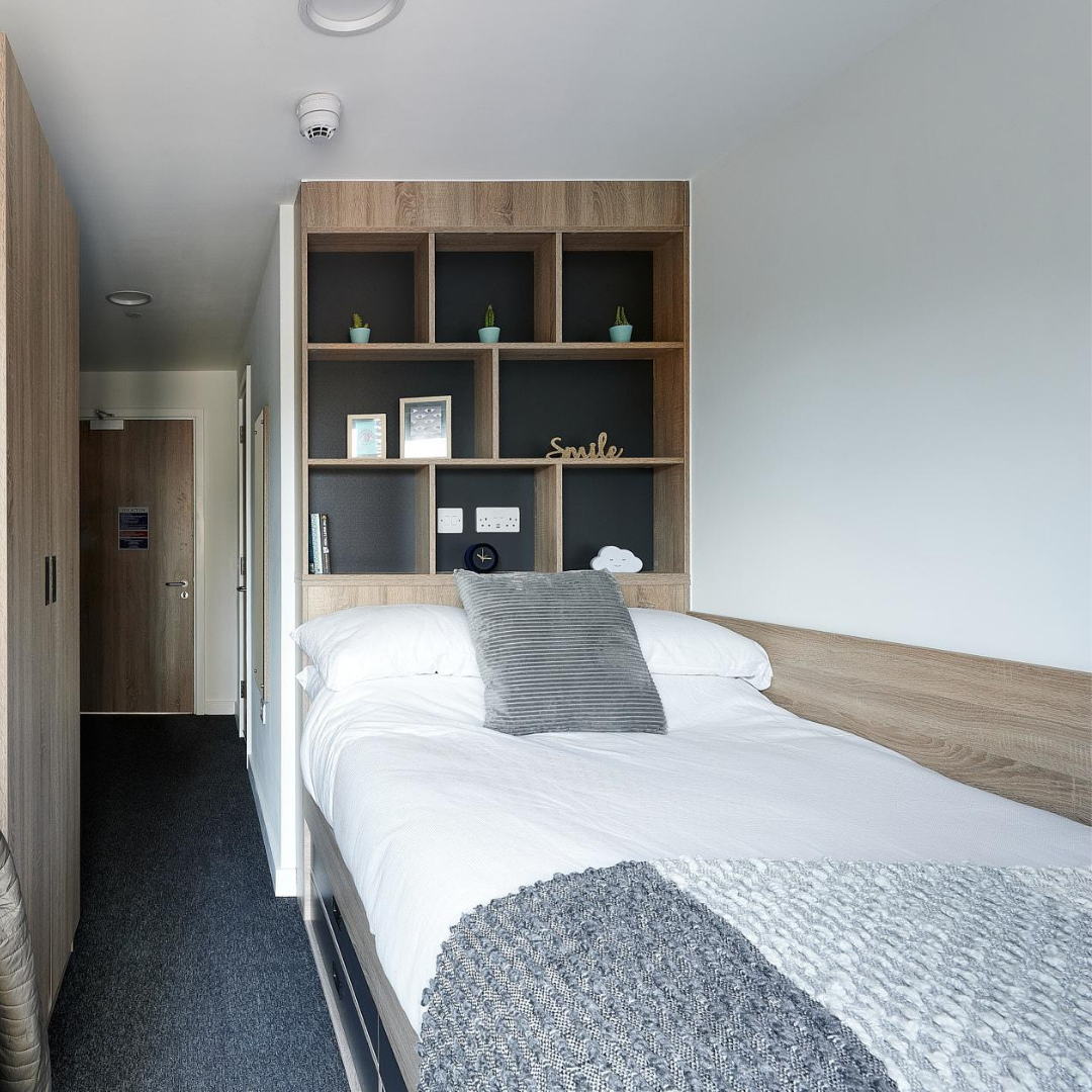 Deluxe En-Suite - Southampton Crossings - Gallery - 12