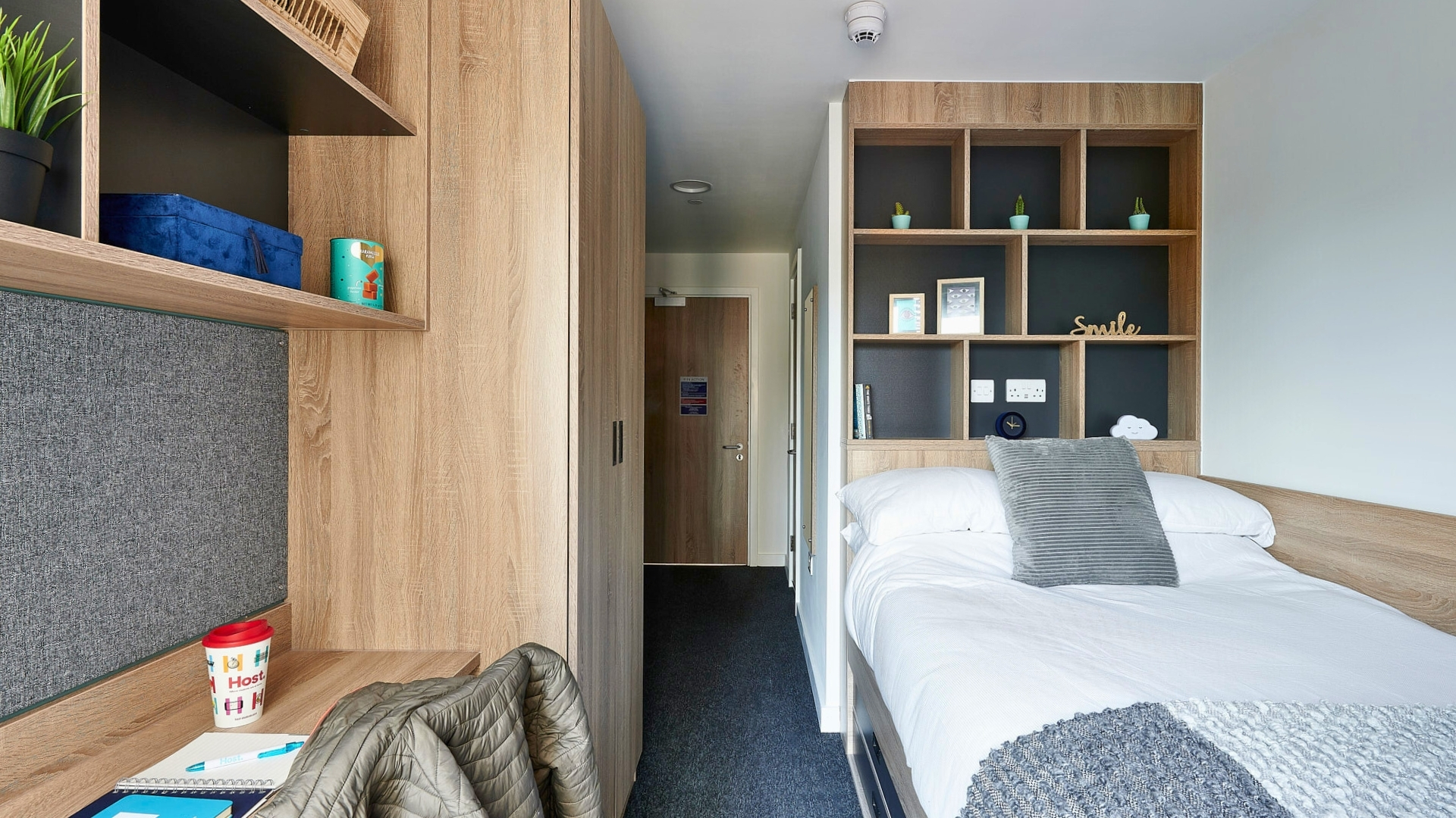 Deluxe En-Suite - Southampton Crossings - Gallery - 1