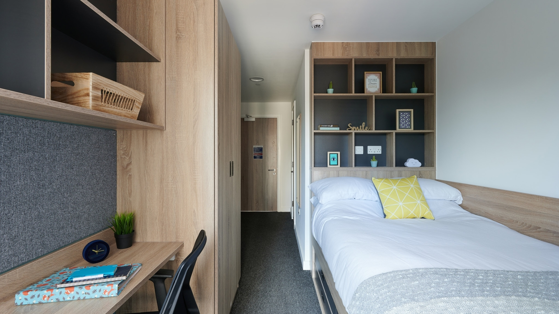 Premium En-Suite - Southampton Crossings - Gallery - 1