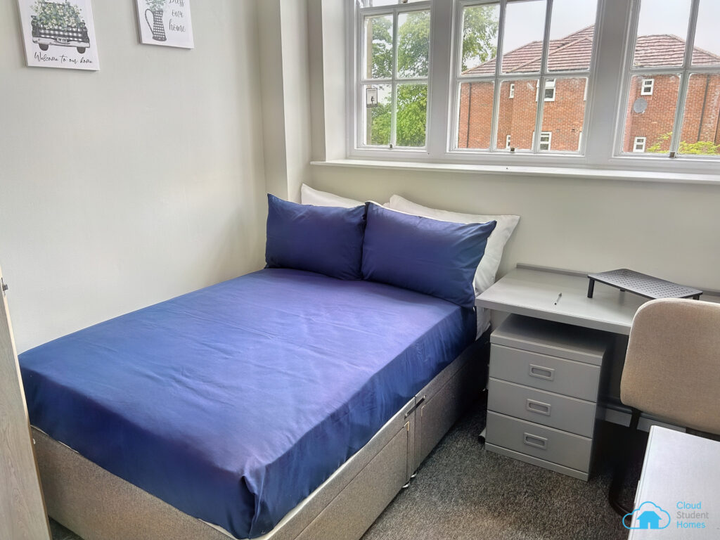  En-Suite Room  -  St Mary’s Newcastle  - Gallery -  9