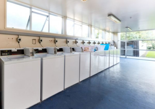 University Hall - Gallery - 11
