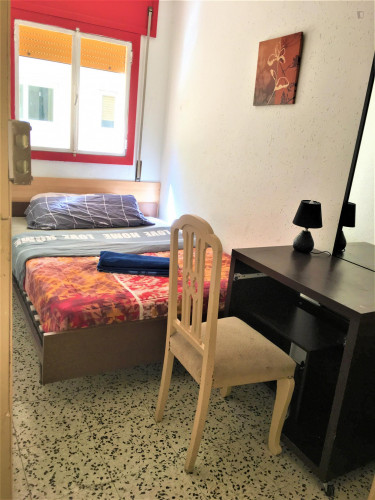 Private Room in Central - Gallery - 4