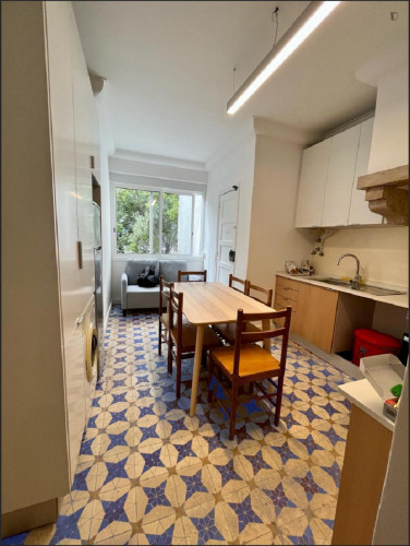 Very cosy twin bedroom near the Roma-Areeiro metro station