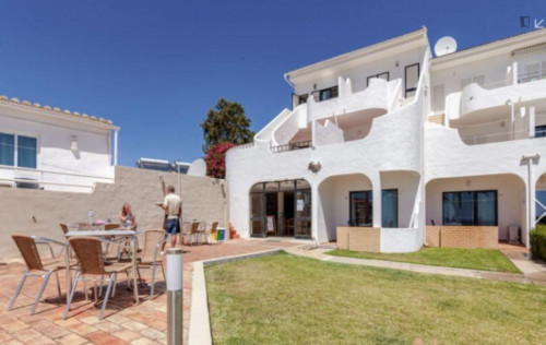 Bright 3-bedroom duplex apartment near Praia da Luz