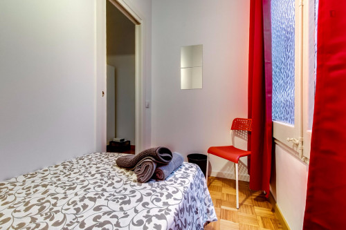 Lovely single bedroom in exciting Esquerrra de l'Eixample
