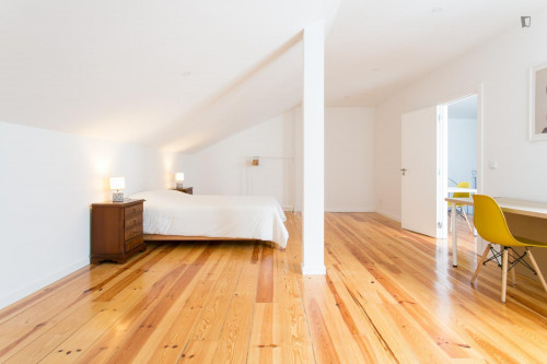 Very modern 7-bedroom apartment near the Anjos metro - Gallery - 15