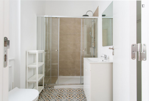 Very modern 7-bedroom apartment near the Anjos metro - Gallery - 7