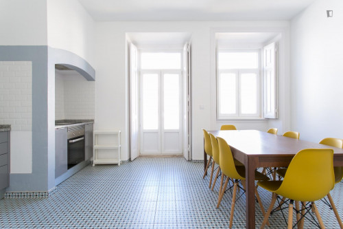 Very modern 7-bedroom apartment near the Anjos metro - Gallery - 34