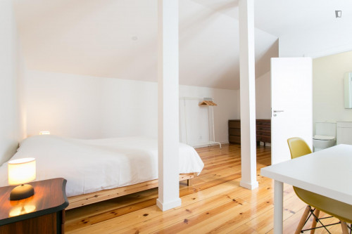Very modern 7-bedroom apartment near the Anjos metro - Gallery - 10