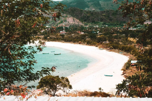Remote Quiet Villa w/ Coworking + Terrace + Yoga
